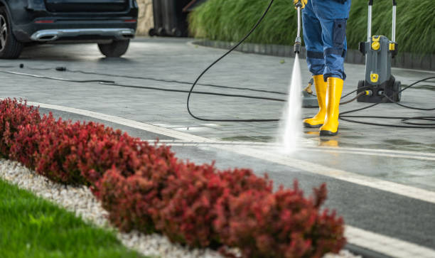 Best Sidewalk and Walkway Cleaning  in Fairfield, TX